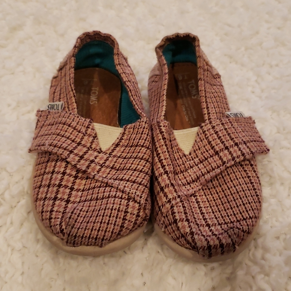 Toms shoes C6